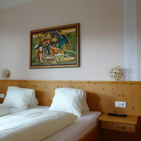 Апартаменты Haus Andreas - Туррахер-Хёэ